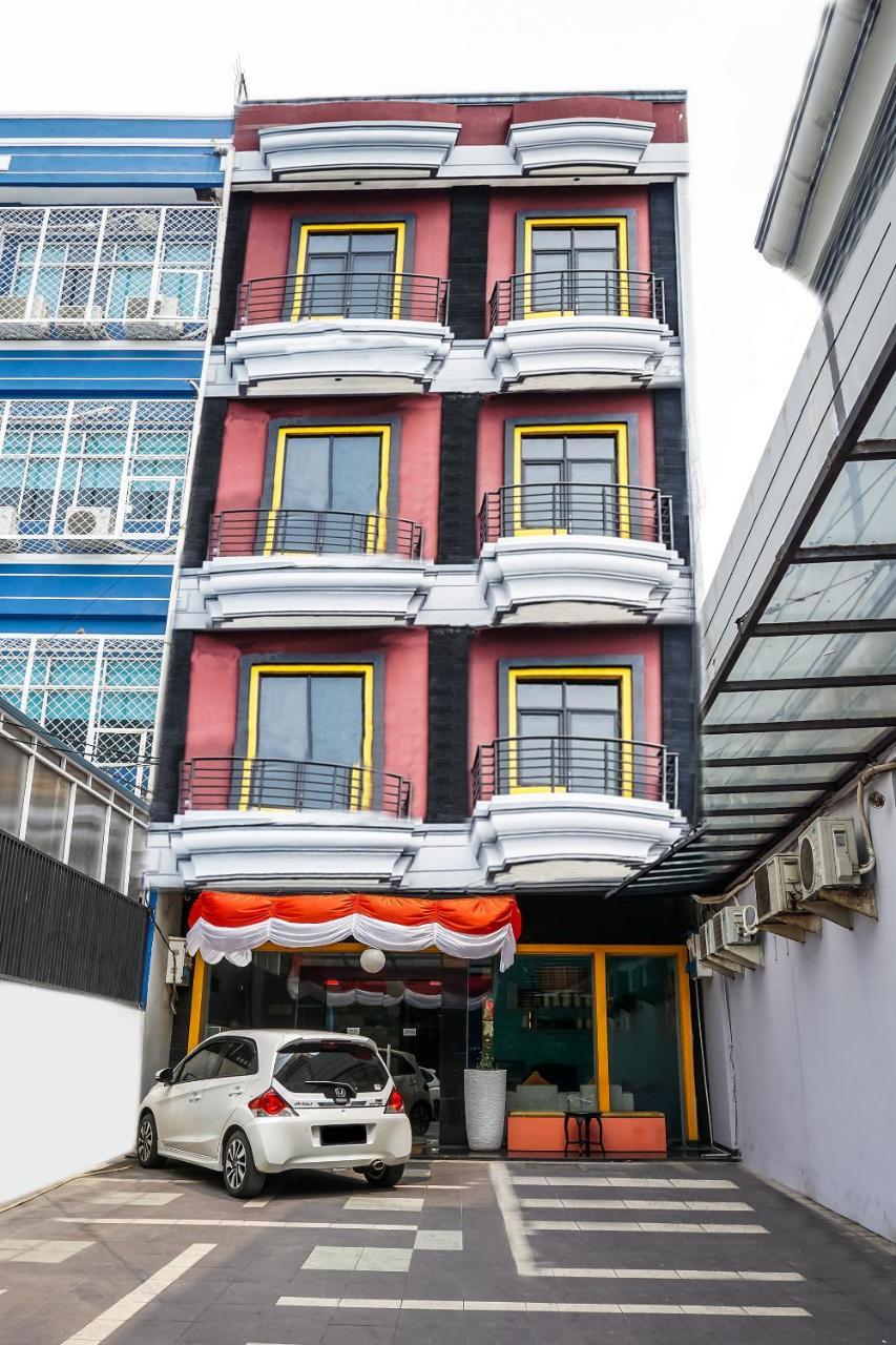 Oyo 119 Belvena Hotel Yakarta Exterior foto
